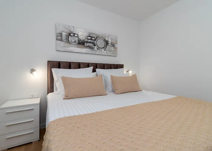 New Bridge Apartman *